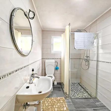 Kiki Apartment